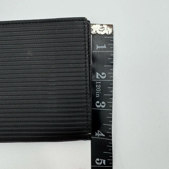 BVLGARI Black Leather Man Wallet